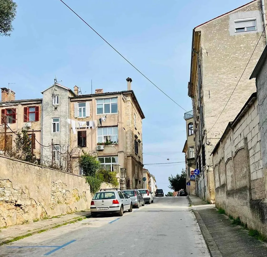 Modern Apartment With 2 Bedrooms Near Arena Pula 0*,  Croatia