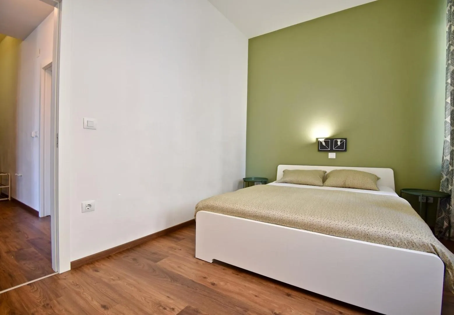 Modern Apartment With 2 Bedrooms Near Arena Pula