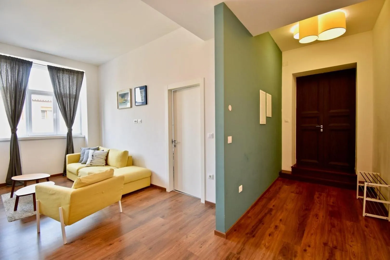 Modern Apartment With 2 Bedrooms Near Arena PUY 크로아티아